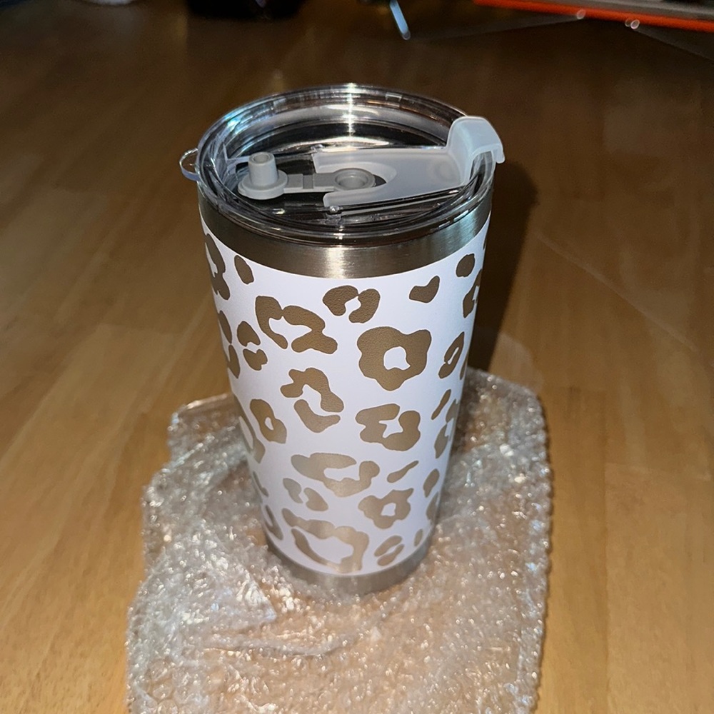 Cheetah cup